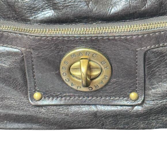 MARC by MARC JACOBS Totally Turnlock Posh Dark Brown Leather Shoulder Handbag - Picture 3 of 15